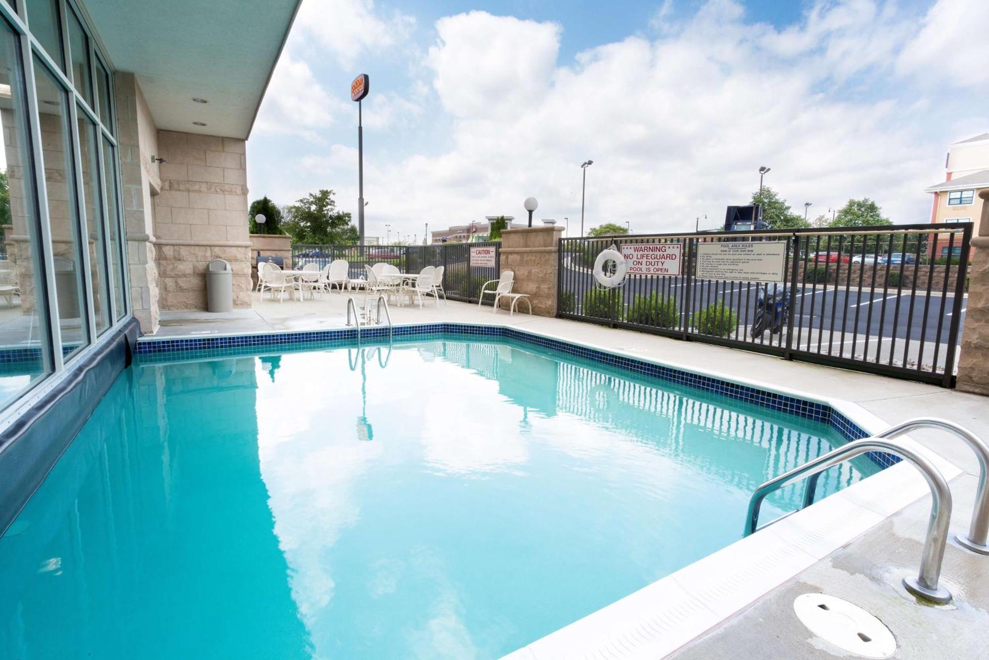 Drury Inn & Suites Dayton North Kültér fotó